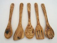 Serie de cuillères en bois olivier